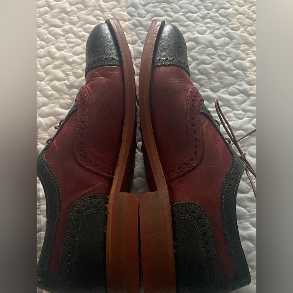 Allen Edmonds Men’s Holiday Shoes, Red & Green - Like new! 10 EEE